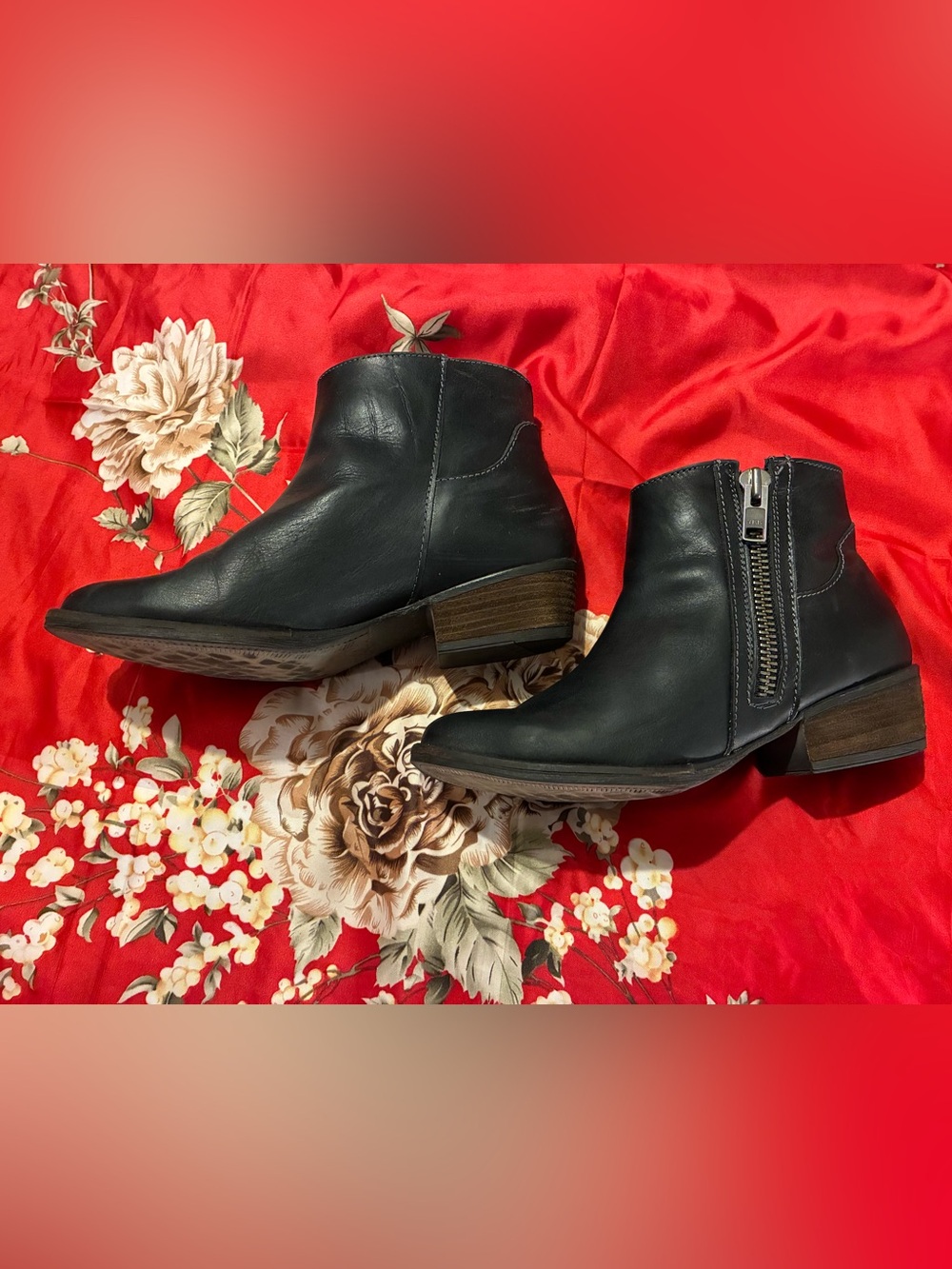 Black Leather Ankle Boot with Side Zip - Women